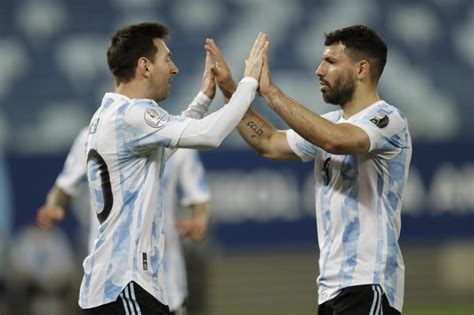 Messi Kenang Kisah Pertemuan Pertama Dengan Aguero Di Timnas Argentina