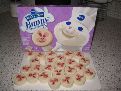 This easter sugar cookies recipe is perfect if you're into decorating: Uncooked Pillsbury Bunny Sugar cookies | I took this of ...