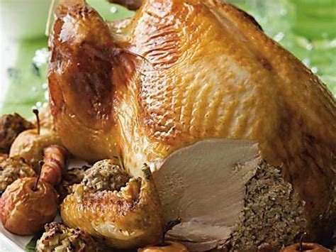 Posts both in english and turkish are welcome. Gordon Ramsay's roast turkey with lemon, parsley and ...