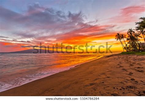 Kaanapali Beach Sunset Stock Photo Edit Now 1104786284