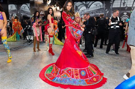 Joan Smalls Image