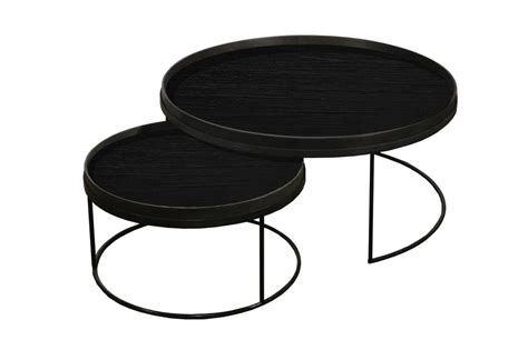 De ronde salontafeltjes zijn dan verschillend in hoogte en kunnen naast elkaar of los van elkaar worden neergezet. Notre Monde Salontafel set XL - La Boutique Blanche