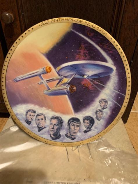 Star Trek Collector Plate The Enterprise Gold Rim Etsy