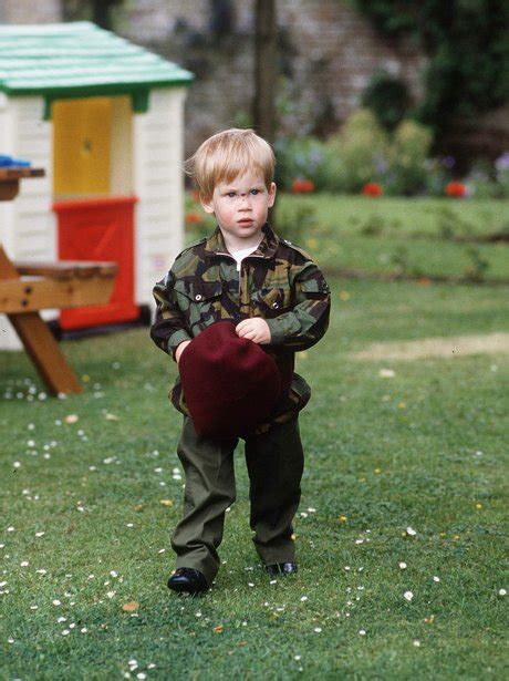 Prince harry broke the royals' no selfie rule to comfort a young fan who lost his mother. Prince Harry's Adorable Baby Photos He'd Probably Not Want ...