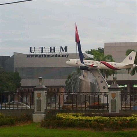 Main campus kampus induk universiti tun hussein onn malaysia uthm parit raja johor. Universiti Tun Hussein Onn Malaysia (UTHM) - 45 tips