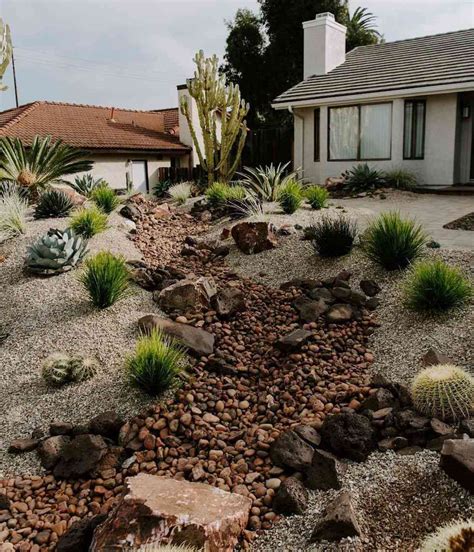19 Desert Landscaping Ideas To Try
