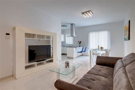 bedroom gzira apartment for rent Flat for rent Il gżira Malta Expat com