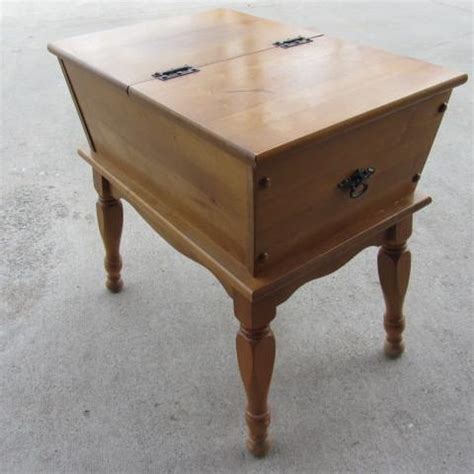 < image 1 of 4 >. Maple dough box end table... | Twin Pines April Estate ...