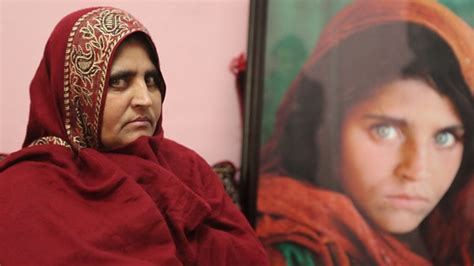‘afghan Girl Sharbat Gula In Quest For New Life Bbc News