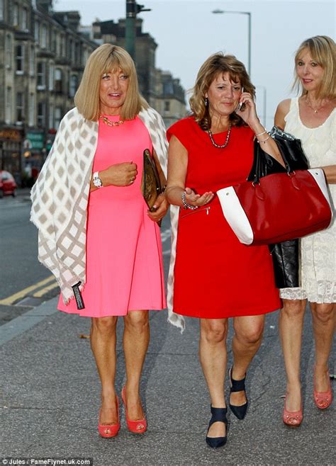 Celebrity Big Brother Star Kellie Maloney Looks Pretty In A Pink Dress