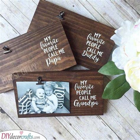 Whether it's his birthday, a holiday, or a tuesday, he'll be obsessed. 20_CHRISTMAS_GIFTS_FOR_HUSBANDS_-.jpg - Diy deco crafts ...