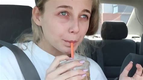 Emma Chamberlain Drinking Coffee For 30 Seconds Straight Youtube