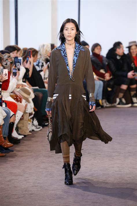 Chloé Catwalk Fashion Show Paris FW2018 Team Peter Stigter catwalk