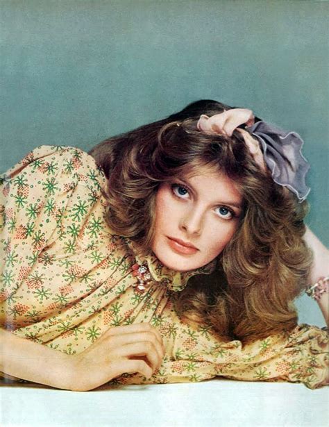Renee Russo By Avedon Vogue 1974 Rene Russo Seventies Fashion 1970s Vintage Fashion