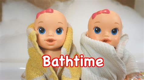 Baby Alive Twins Take Crazy Huge Bubble Bath With Lol Surprise Dolls
