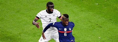 Paul pogba 'continues talks with manchester united to extend contract with red devils desperate to avoid losing manchester united are reportedly still in talks with paul pogba over new deal. "Knabber"-Attacke gegen Pogba: UEFA bestraft Rüdiger nicht