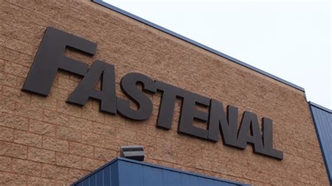 Fastenal May Daily Sales Slow Trims Selling Headcount Further