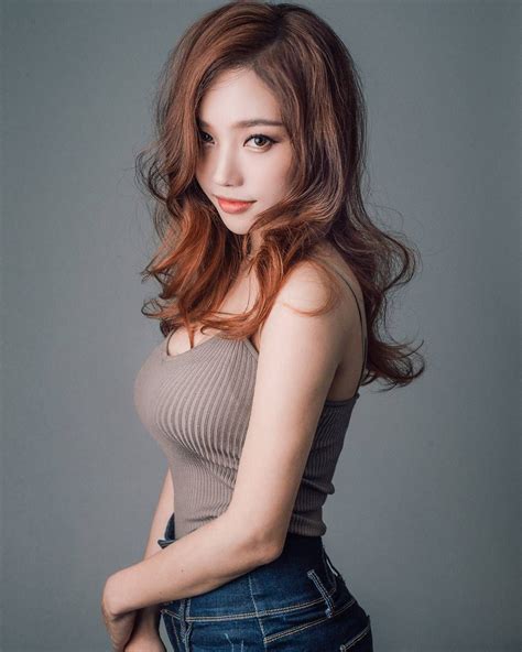 Ssovely Mujeres asiáticas hermosas Mujeres Mujer asiática