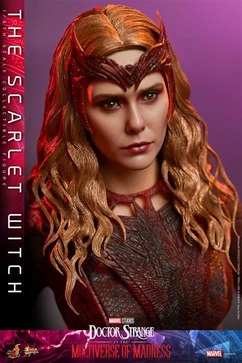 hot toys the scarlet witch doctor strange in the multiverse of madness movie masterpiece 1 6