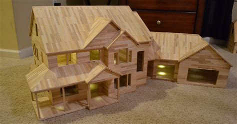 See more ideas about popsicle stick houses, miniature houses, miniature house. This Mansion Made of Popsicle Sticks Is Nicer Than My House