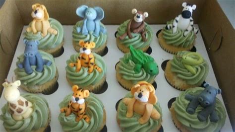 Zoo Animal Cupcakes Vanilla Cupcake With Buttercream Icing And Fondant
