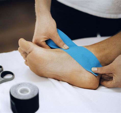 Kinesiology Tape Vs Athletic Tape Vs Quick Tape® Foot Support Straps Which Is Better For