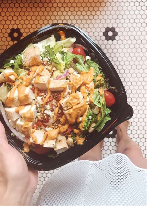 That's why vanessa vorbach, a holistic nutritionist in vancouver. The Best Drive Thru Salads | Fast healthy meals, Healthy ...