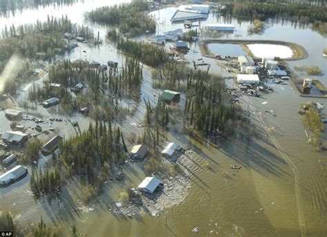 Amazing Ice Jam On Yukon River Triggers Devastating Floods In Galena