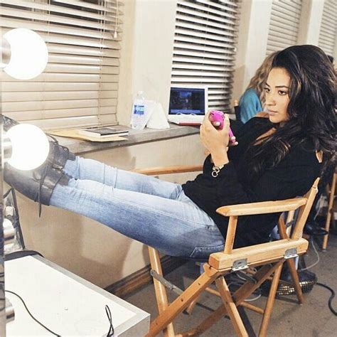 Pin By Guilla Tano On Shay Mitchell Shay Mitchell Pretty Little