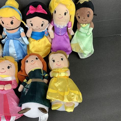 Lot Of 11 Disney Princess Stylized Mini 6” Bean Plush Dolls Mulan