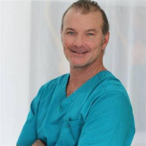 Sunshine Coast Doctor Hugo Pin Reprimanded For Leaving Catheter In Leg