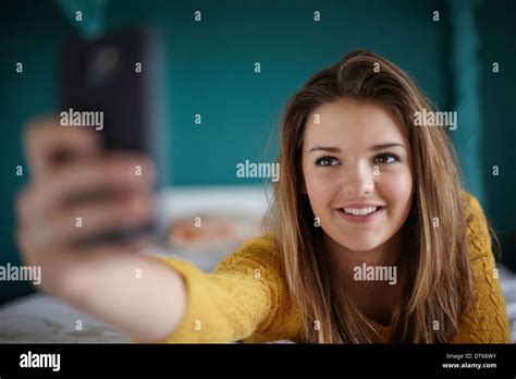 Teenage Girl Selfie Bedroom Hi Res Stock Photography And Images Alamy