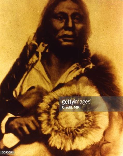Gall Native American Leader Photos Et Images De Collection Getty Images
