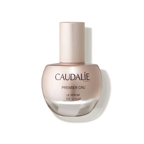 French skincare brand, collosol, traces its history to the 1950s in the beautiful city of paris where actresses would visit pharmacies to look for a product klorane is another french skincare brand that was founded more than 50 years ago. 11 Skincare Brands French Girls Never Stray From | Who ...