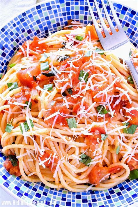 You really don't need to use tomato paste, however, if that is what you want to use, you would also need to use a large can of either tomato sauce or diced tomatoes as well. Spaghetti with Fresh Tomato Sauce | Recipe in 2020 | Fresh tomato sauce, Tasty pasta, Homemade ...