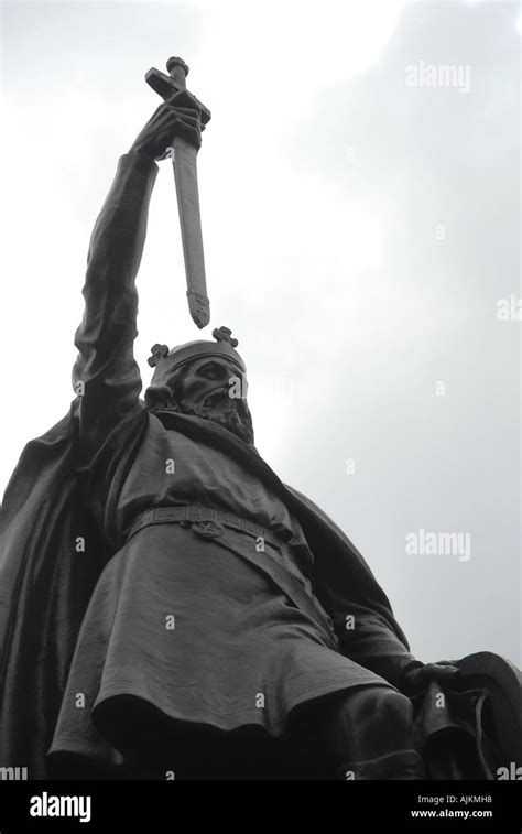 King Alfred Statue Sculpted By Hamo Thornycroft In Winchester Hampshire