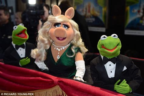 Miss Piggy And Kermit Arrive In Style As They Attend Uk Screening Of