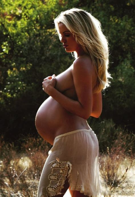 Chelsea Salmon Topless Pregnant Photos TheFappening