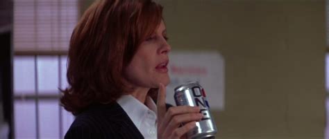 Rene russo in the thomas crown affair. Pepsi One Sugar-Free Cola Held By Rene Russo In The Thomas ...