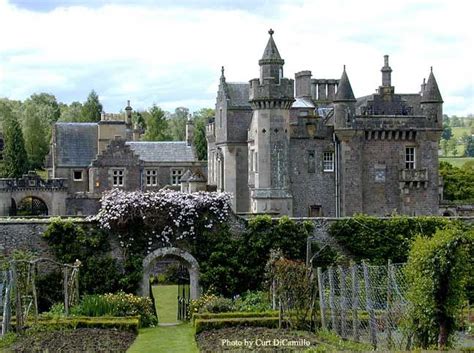 Jun 12, 2021 · trump's army of god: abbotsford house