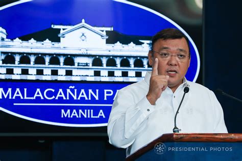 Roque suggests blogger accreditation for Rappler once SEC ruling final