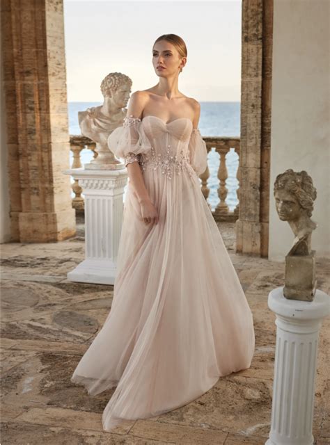 Colecci N Pronovias