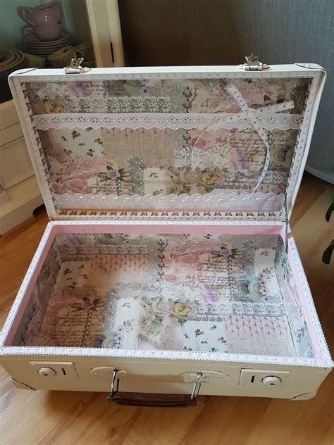 Pin By Charlean Starr On Suitcase Ideas Shabby Chic Crafts Diy