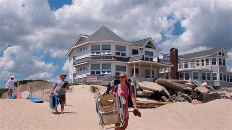 Nj Governor Public Beaches On Jersey Shore Must Reopen To All