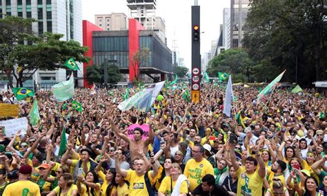 Jul 03, 2021 · o protesto contra o governo jair bolsonaro no rio de janeiro foi encerrado por volta das 13h50 deste sábado (3/7), em frente à igreja da candelária, na região central da cidade. Ato na Paulista: Após ameaça na TV, Bolsonaro diz agora ...