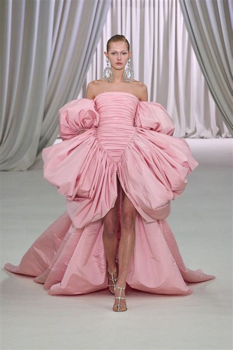 Giambattista Valli Spring 2023 Couture Fashion Show Vogue
