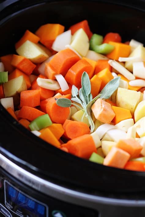 Bon Appétit 7 Vegetarian Crock Pot Soup Recipes Thegoodstuff