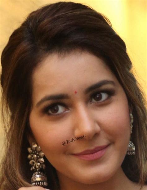 South Indian Model Rashi Khanna Stills Without Makeup Face Closeup