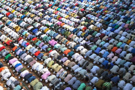 How Muslims Celebrate Eid Ul Adha Around The World Religion World ZOHAL
