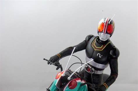 Satria generasi kedua ini tetap memakai mesin 2 tak dan chasis yang sama dengan generasi pertama, tapi sudah memakai 6 speed dengan. Modifikasi Motor Satria 2 Tak Warna Orange - Deepavalir
